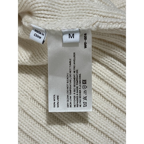 WE-AR4 The Asymmetrical Turtleneck Women’s Medium Beige Wool Sweater - Picture 16 of 17